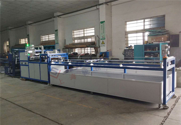 地?zé)崮と詣?a href=http://www.kkued.com/ target=_blank class=infotextkey>熱合機(jī)</a>